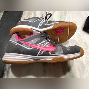 Women’s Nike Multicourt Volleyball Shoes